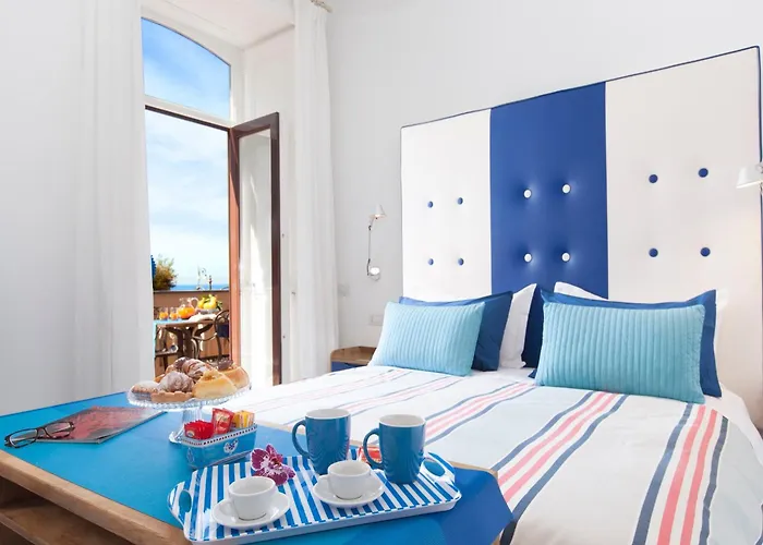 Апартаменты Terrace By The Sea - Entire With Terrace *